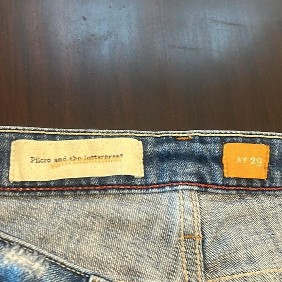 Pilcro and the Letterpress Women's Lightly Distressed Denim Shorts Size 29 - Picture 3 of 16